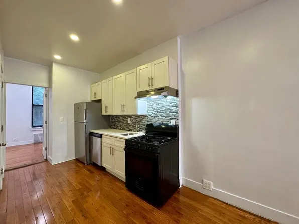 2030 Madison Avenue image 10 of 14