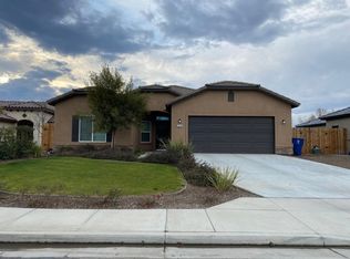 7551 Carson River Rd, Bakersfield, CA 93311