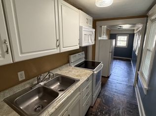 714 W Canedy St #2, Springfield, IL 62704