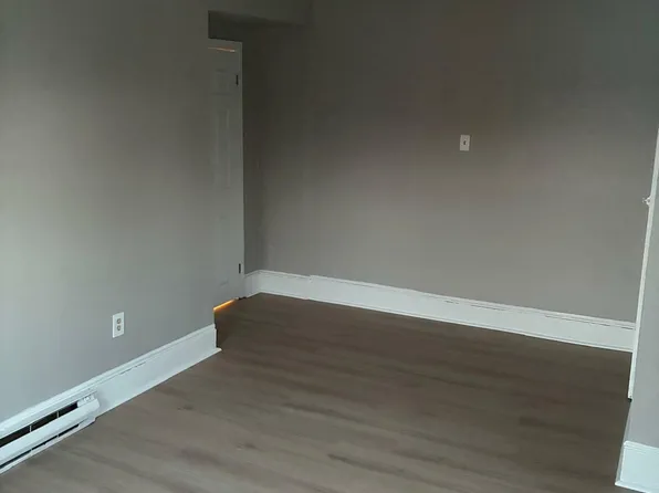 18 Pine St #20B, Mount Holly, NJ 08060