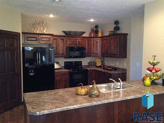 4th image of 6414 Keller Cir