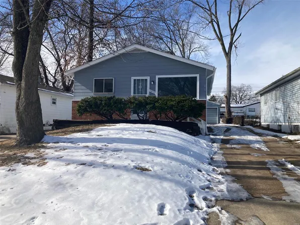 10453 Count Dr, Saint Louis, MO 63136