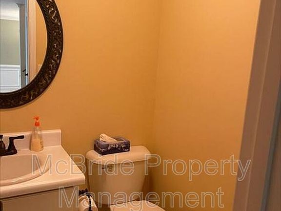 4th image of 429 Snead Way