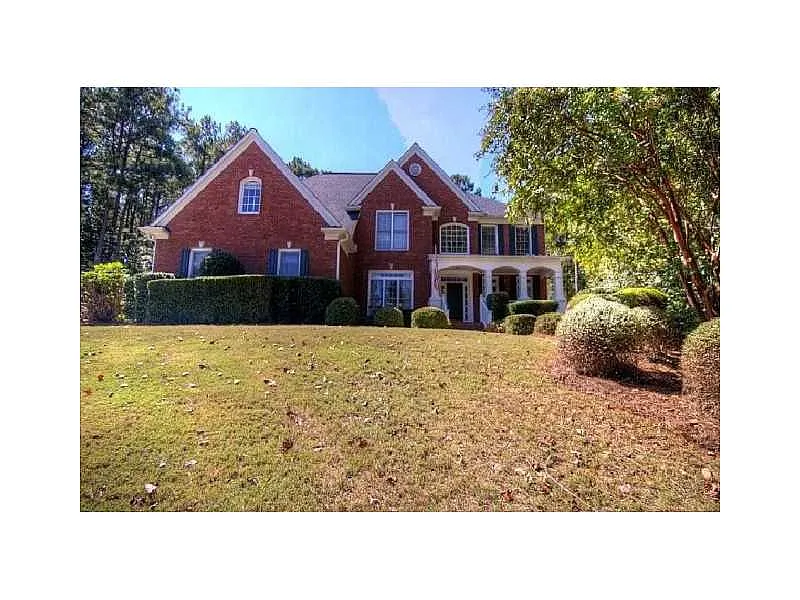 155 Cheshire Chase photo 1