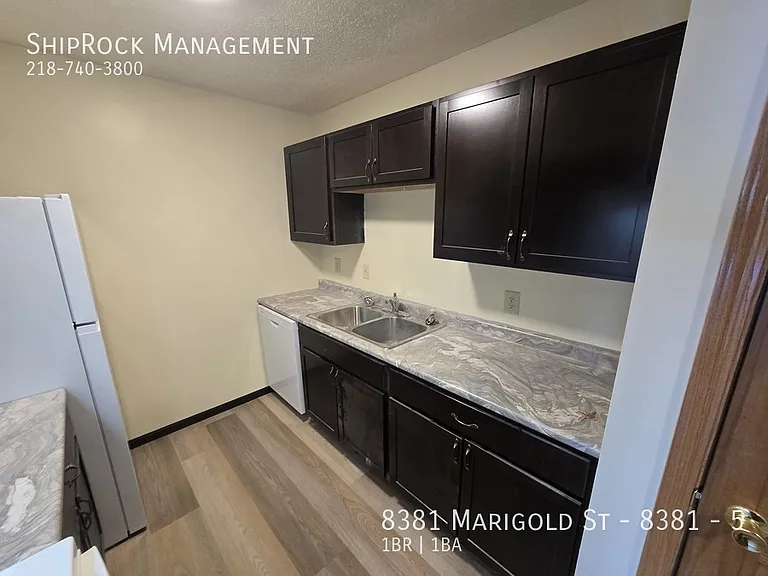 8381 Marigold St #5 — Photo 2