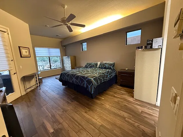 3 bed, 2.5 bath, 3000 sqft, $4,000 — Photo 4