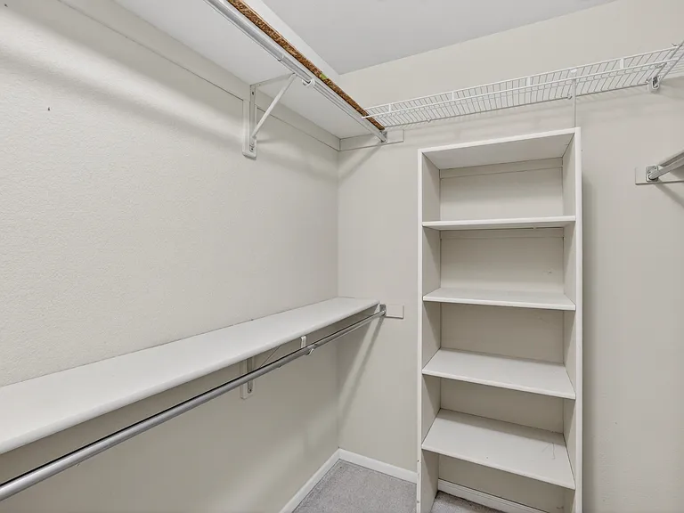 8970 Greenwich Ct — Photo 21