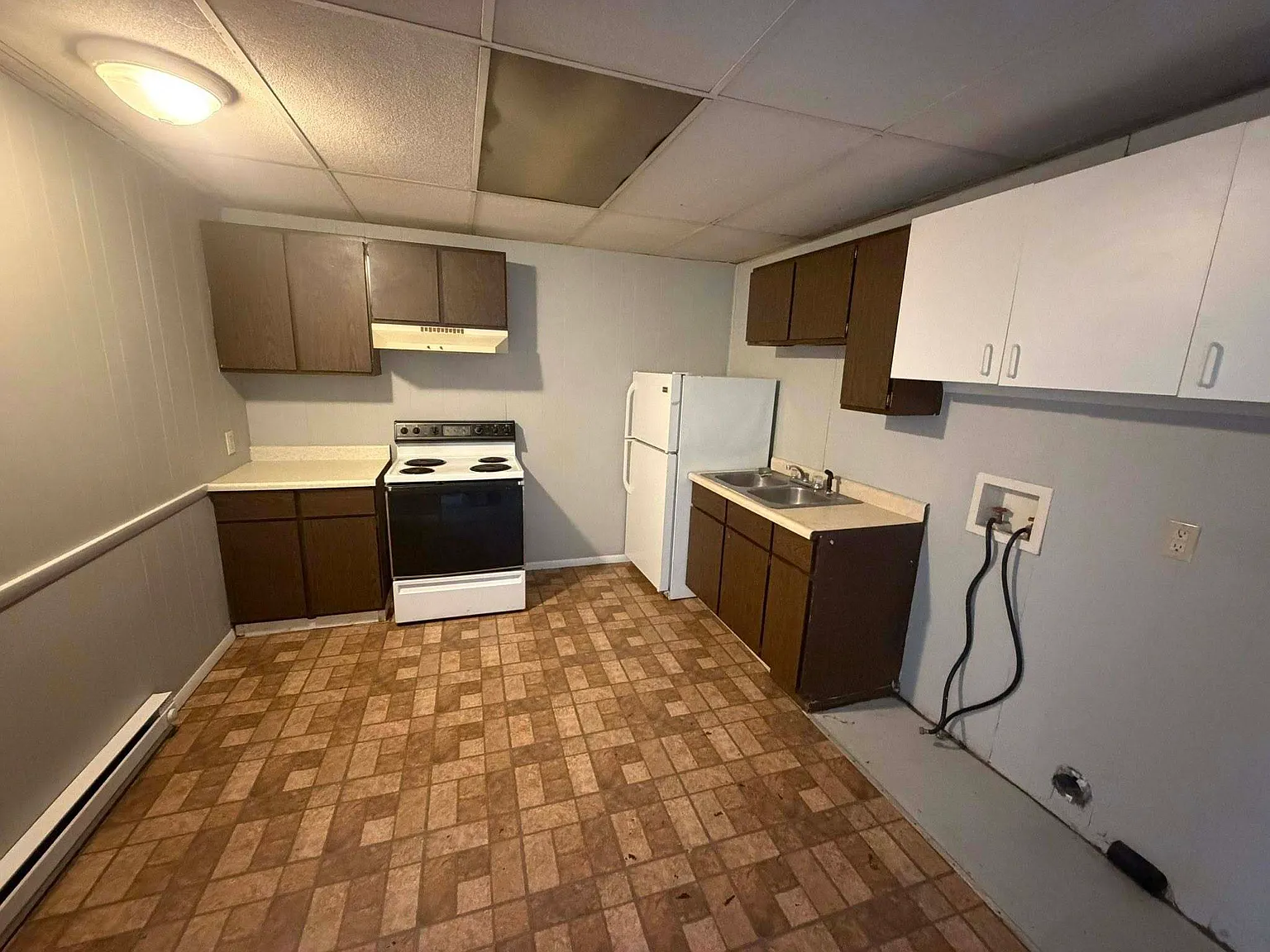 1815 Adams Lane - 3 — Photo 4