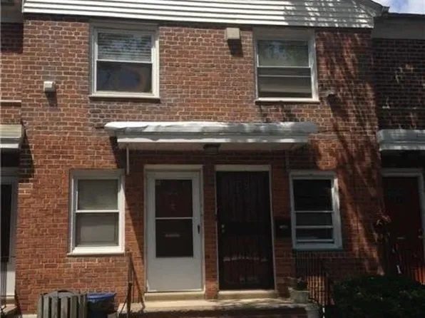 138-43 68th Drive 2nd fl, Flushing, NY 11367