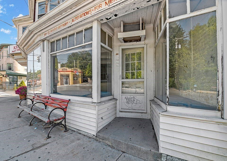 1st image of 1032-1042 Washington St