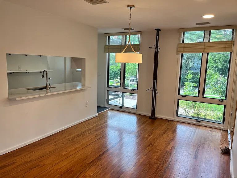 285 Greene St #285 — Photo 6