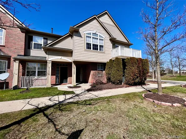 47408 Pembroke Dr, Canton, MI 48188