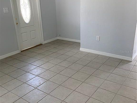 2nd image of 8661 Aero Ave