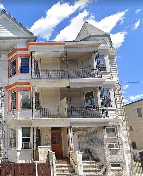 1st image of 48 Mlk Blvd APT 1