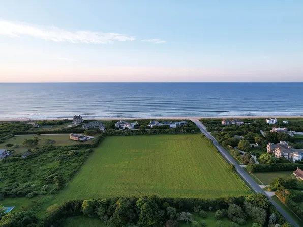 105 Beach Ln, Wainscott, NY 11975