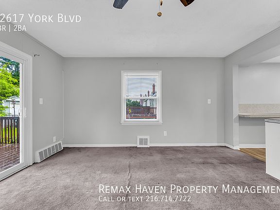 4th image of 12617 York Blvd