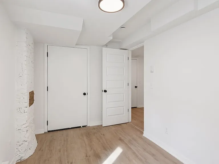 601 Main St NE #3 — Photo 5