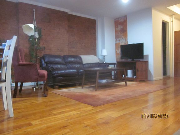 2nd image of 630 Willoughby Ave APT 4