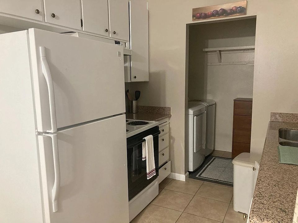 1st image of 5749 Preston Dr