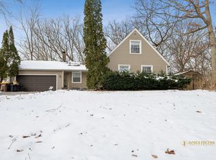 708 Coolidge Pl, Rockford, IL 61107