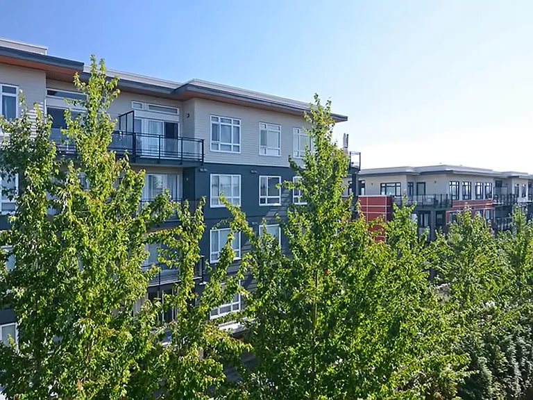 13897 Fraser Hwy #302 — Photo 13