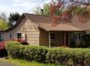 899 S 14th St, Cottage Grove, OR 97424