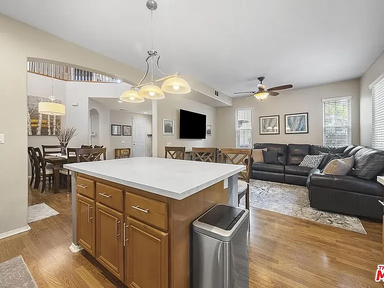 24127 Joshua Dr — Photo 6