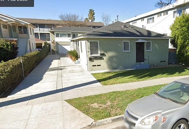 1st image of 111 N Cedar Ave APT 3