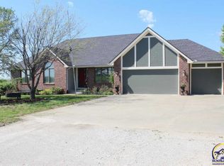 260 W 113th St, Carbondale, KS 66414