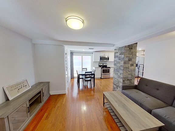 3rd image of 3729 31st Ave S