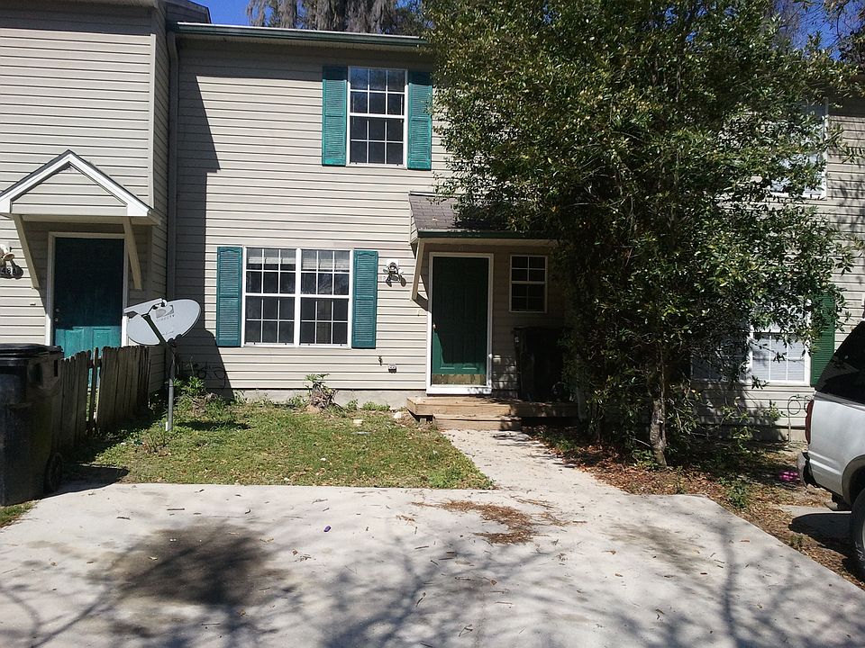 1st image of 2048 Darnell Cir Unit B