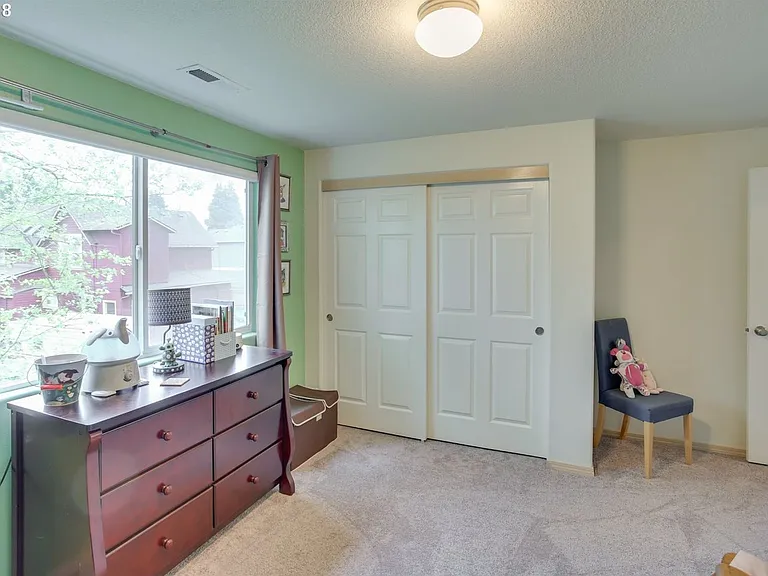 8800 N Drummond Ave — Photo 25