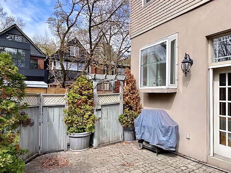 21 Melgund Rd #MAIN LOWER — Photo 25