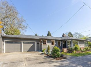 3675 SE Gladstone St, Portland, OR 97202
