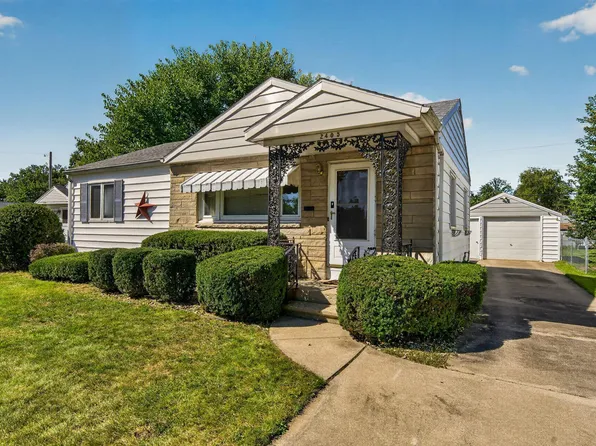 2405 Rockne Dr, South Bend, IN 46615