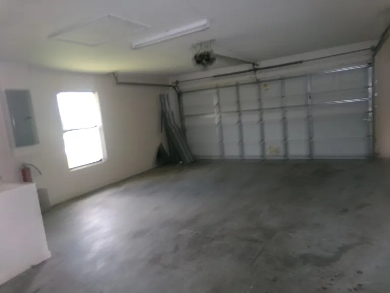 1667 SW California Blvd — Photo 15