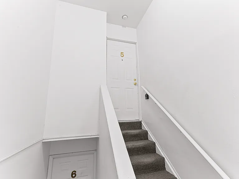 221 N Normal St — Photo 1