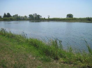 2431 Quarry Rd, Ashton, IL 61006