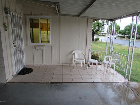 3rd image of 10332 W Clair Dr