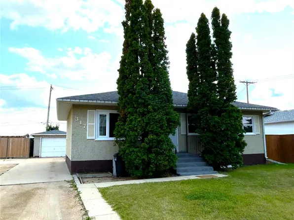 317 108th STREET W, Saskatoon, SK S7N 1P7