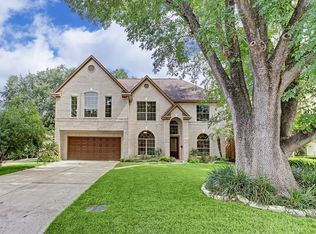 4502 Maple St, Bellaire, TX 77401