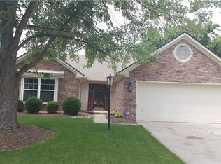 11592 Wildflower Ct, Fishers, IN 46038