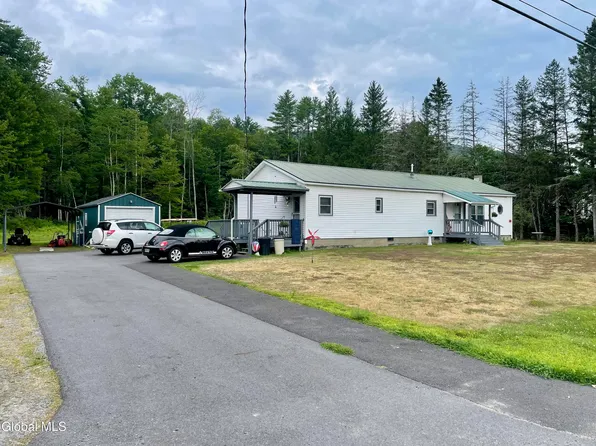 6225 State Route 9N, Hadley, NY 12835