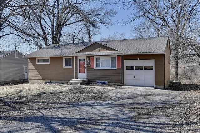 1st image of 8604 Crystal Ave