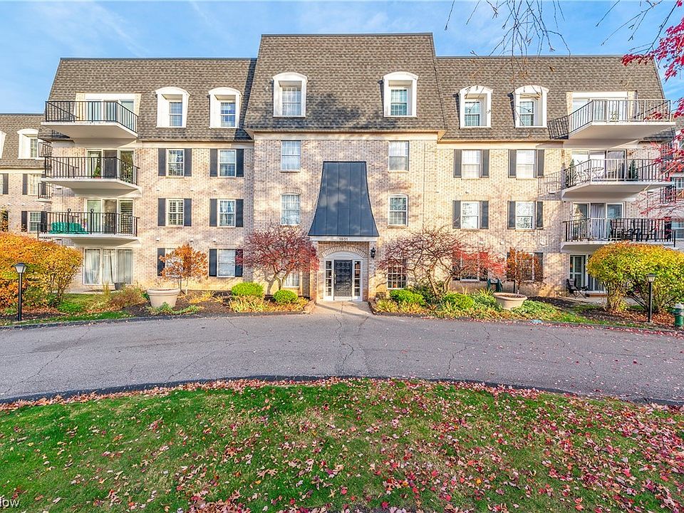 1st image of 1931 King James Pkwy APT 206
