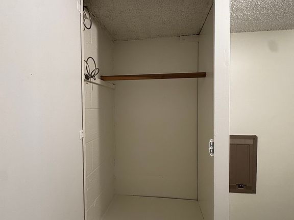 4th image of 335 Cedar Ave Unit 403
