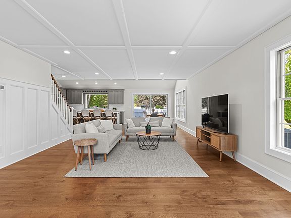 5th image of 130 Sunset Ln