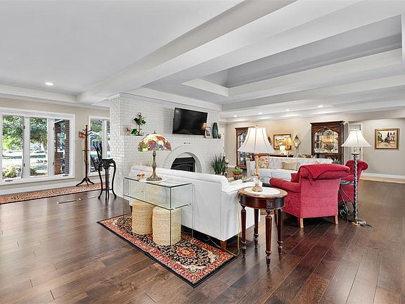 5th image of 3659 Tamarack Lane