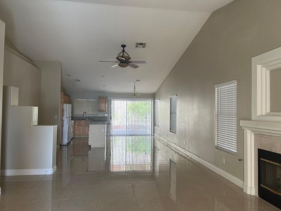 4th image of 3727 Morning Canyon St