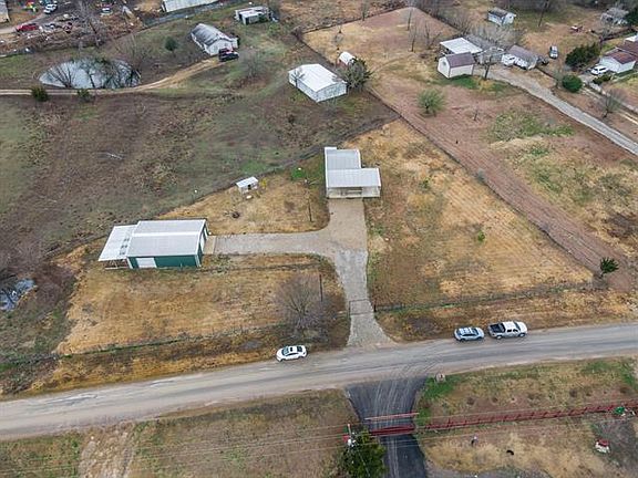 5th image of 442 Goliad Cir